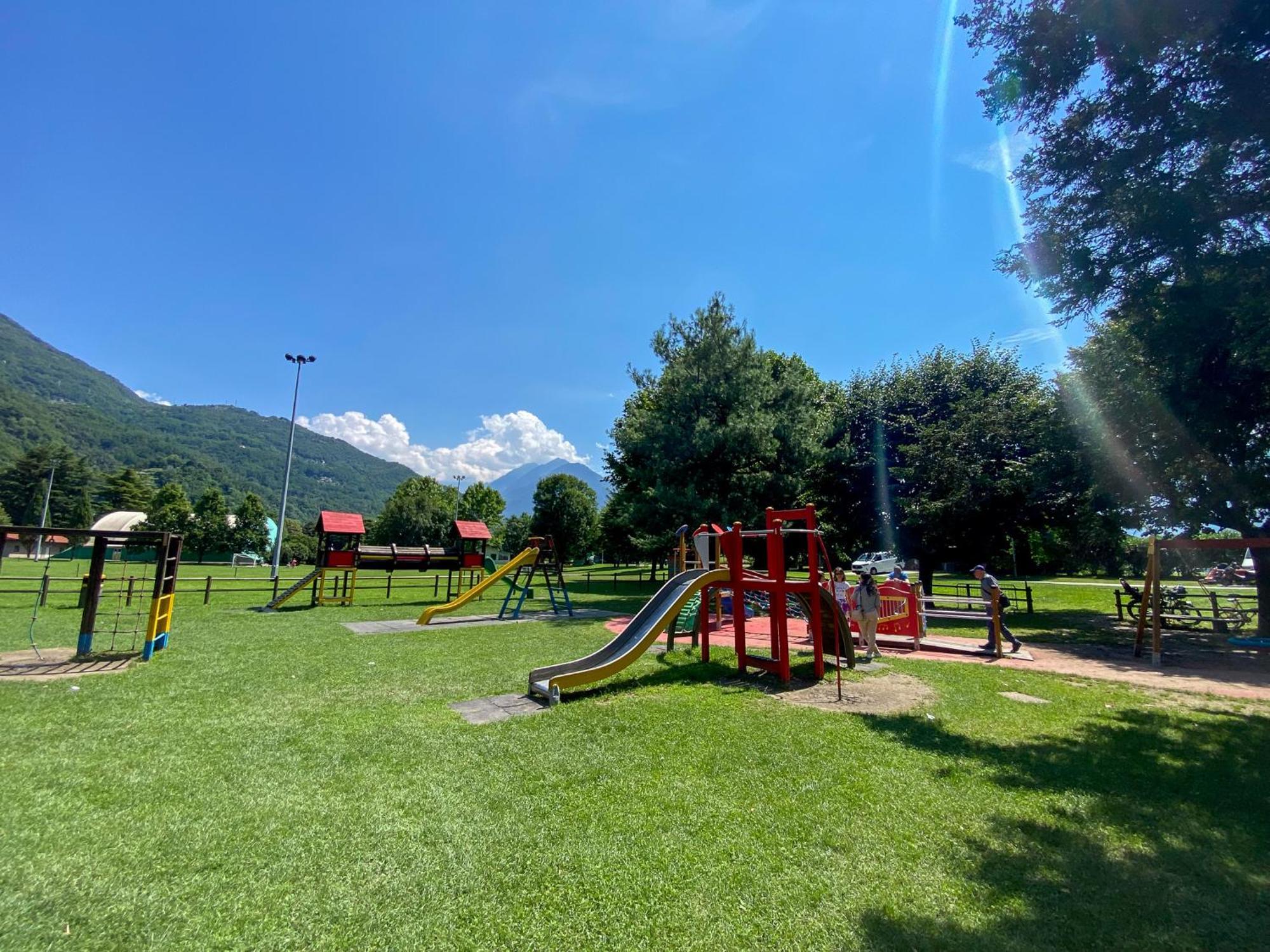 Panorama Ferienwohnung Lorenzo Gera Lario Exterior foto