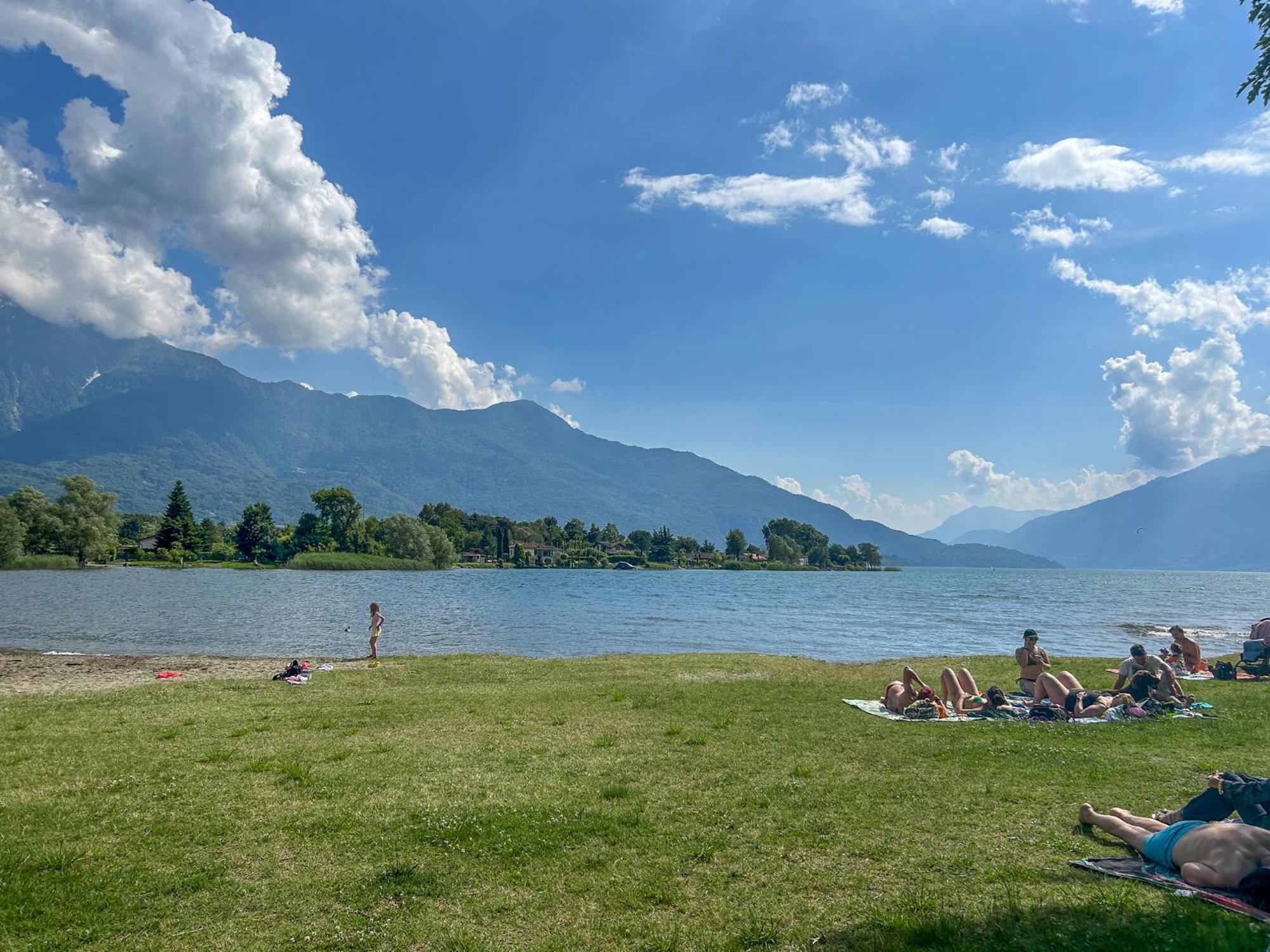 Panorama Ferienwohnung Lorenzo Gera Lario Exterior foto